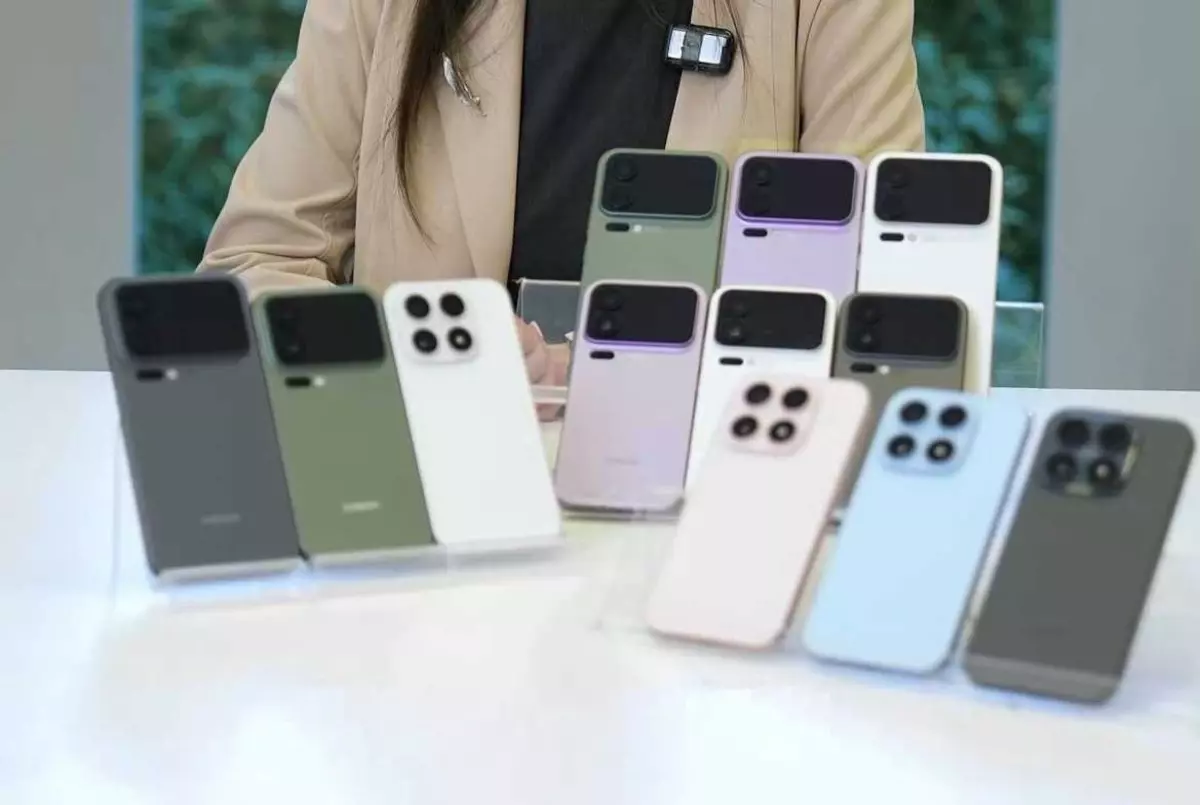 Xiaomi 17 Serisinin Tüm Renk Seçenekleri Görücüye Çıktı